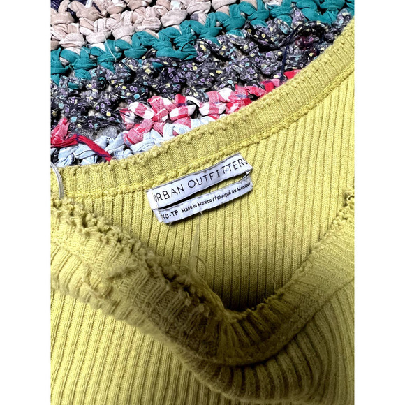 Urban Outfitters XS one shoulder top moss - Picture 6 of 6